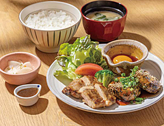 大戸屋ごはん処（和食・定食）